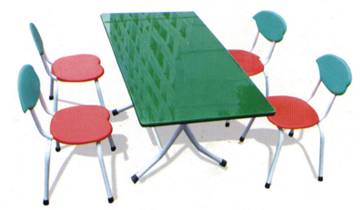 bàn ghế mầm non composite